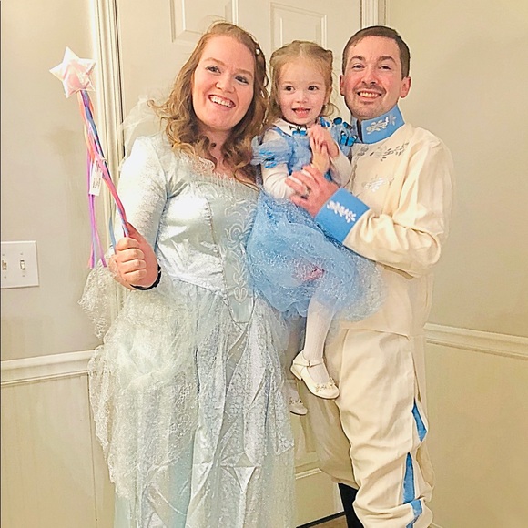 Meet your Posher, Becky - Picture 4 of 4